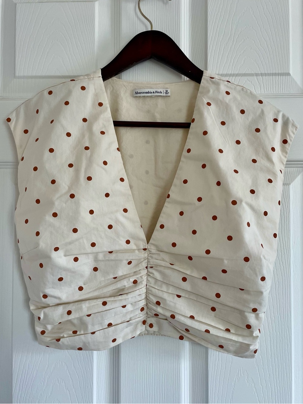Abercrombie & Fitch Cream Polka Dot Ruched Crop Top M A&F Cropped Feminine